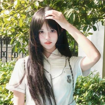 玛丽莲有深黑之眸